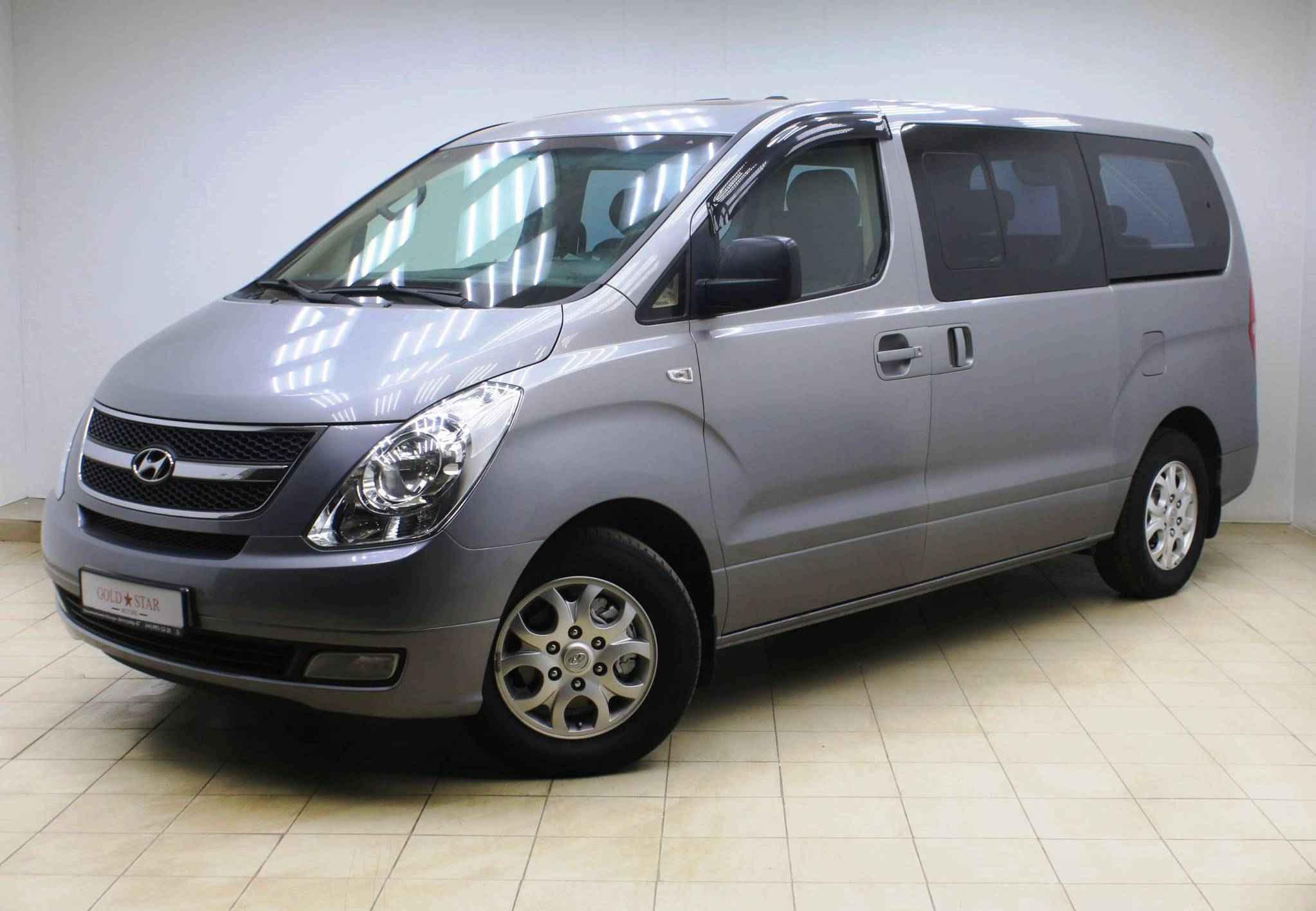 Hyundai Grand Starex