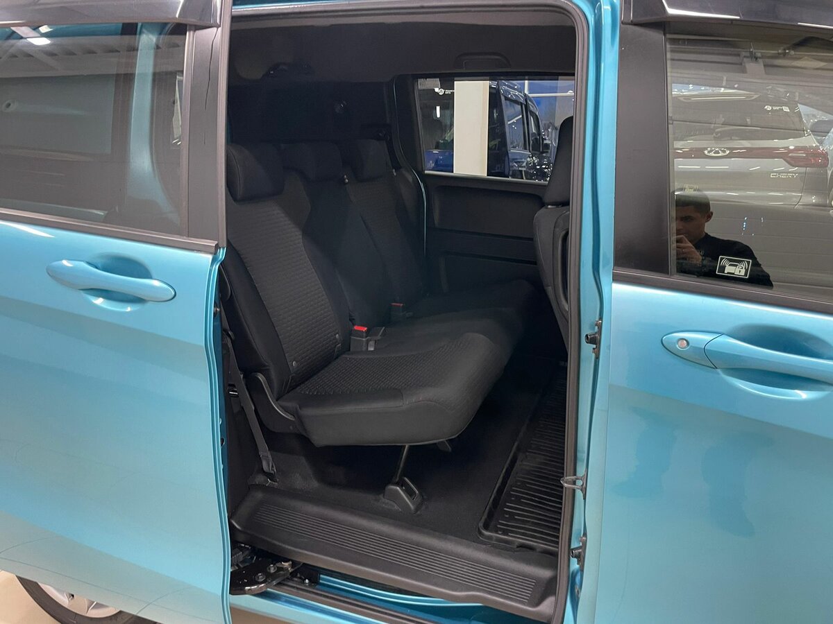 Honda Freed Spike, 2013