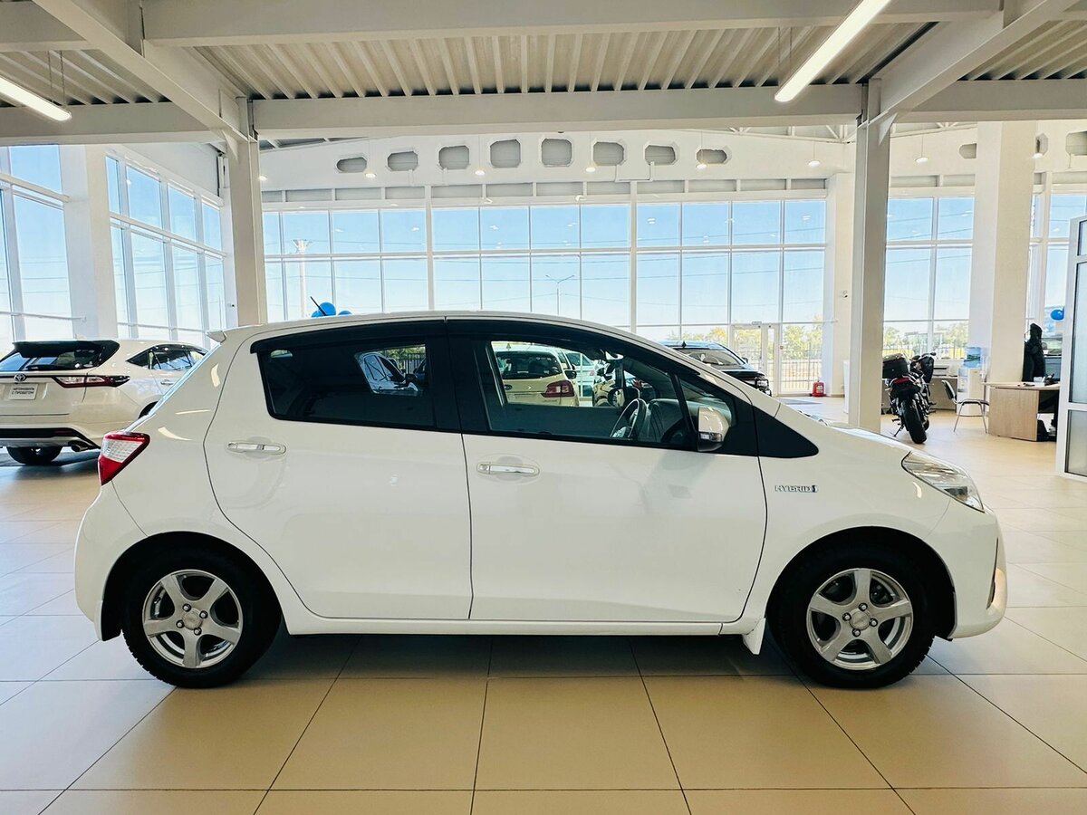Toyota Vitz, 2017