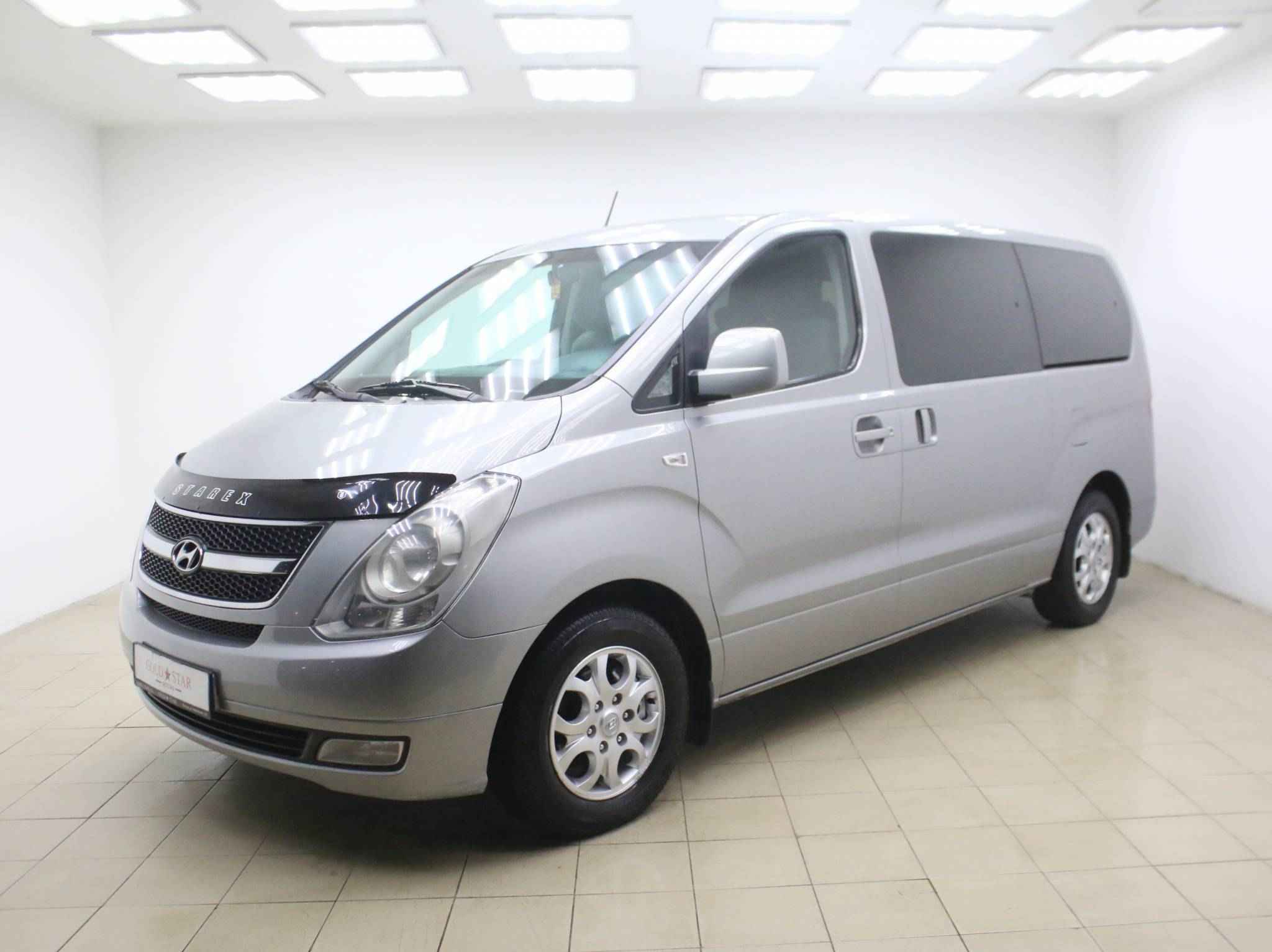 Hyundai H-1