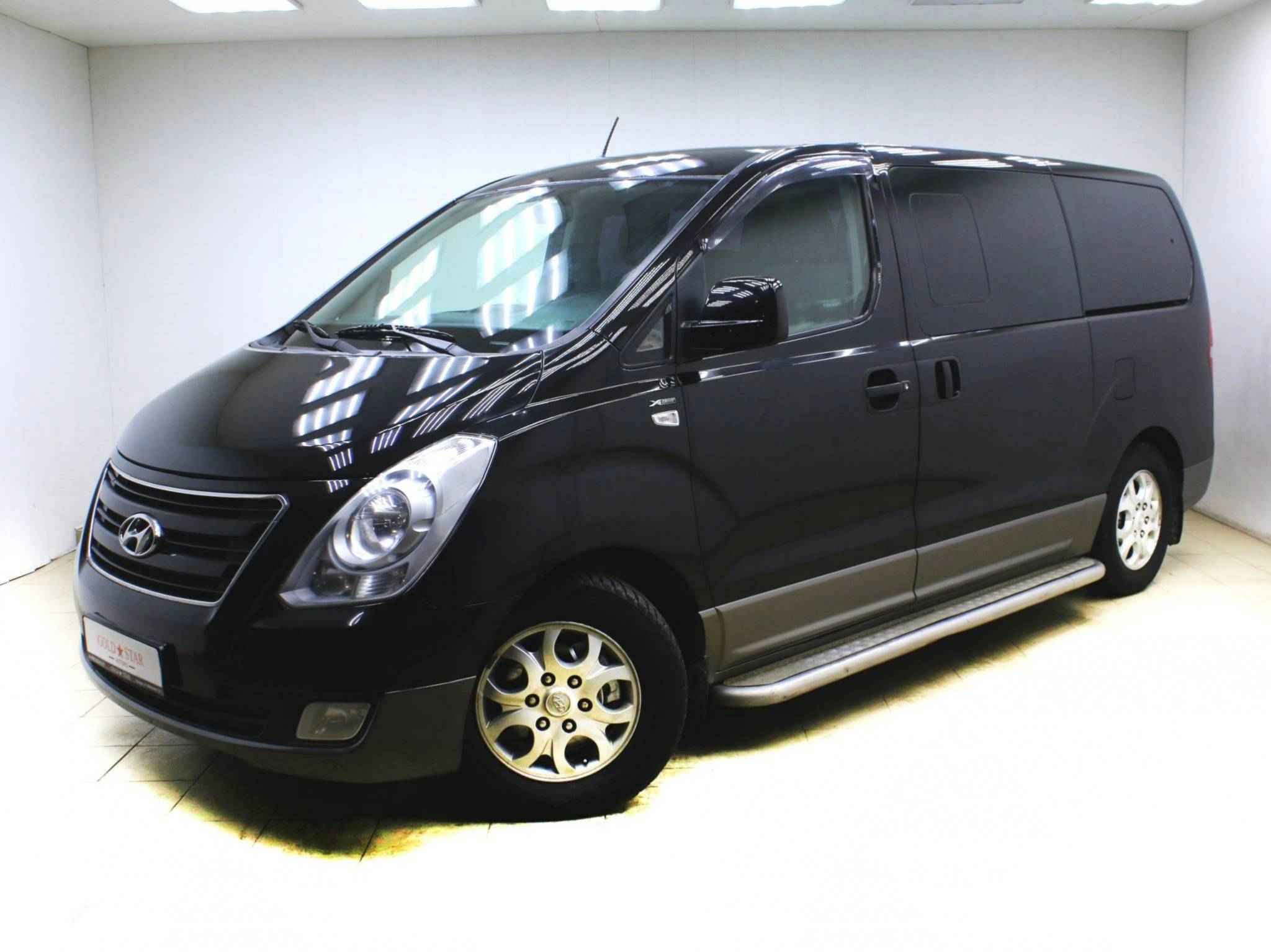 Hyundai H-1