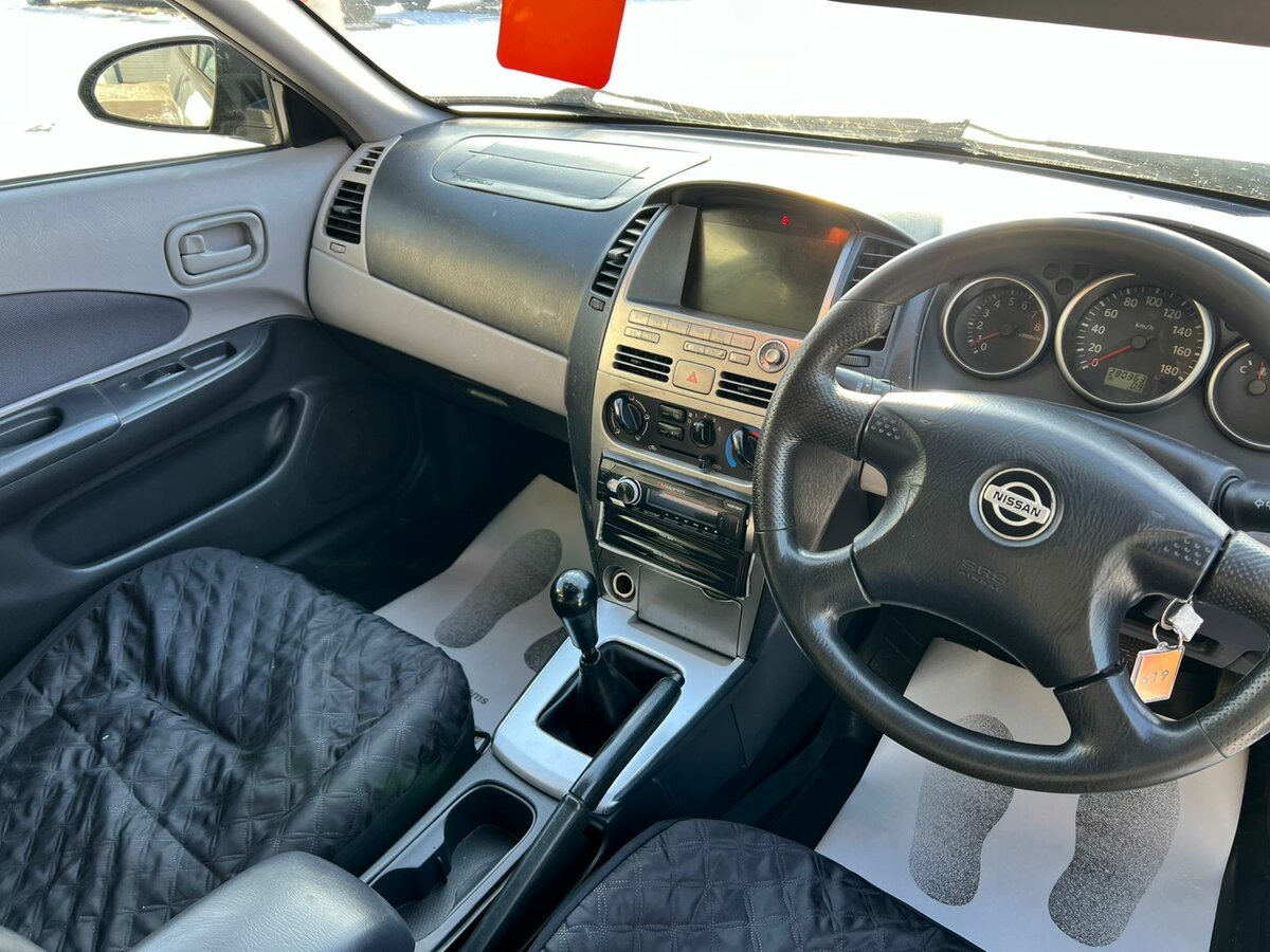 Nissan Wingroad, 2001