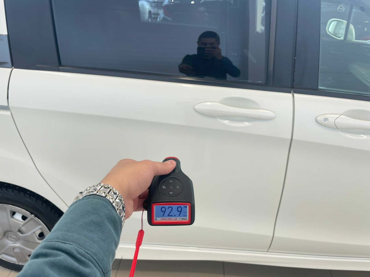 Honda Freed Spike, 2012