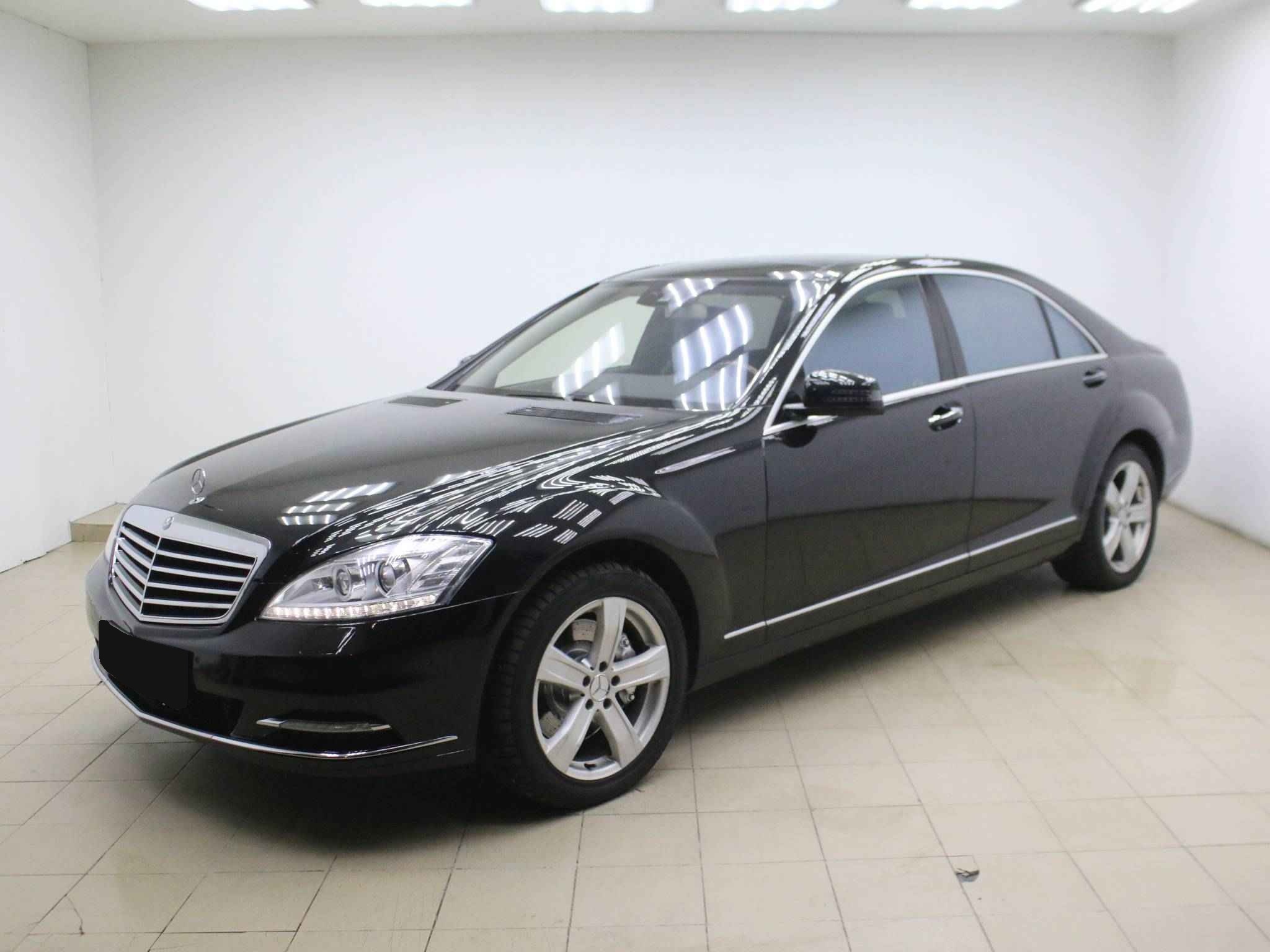 Mercedes-Benz S-Класс