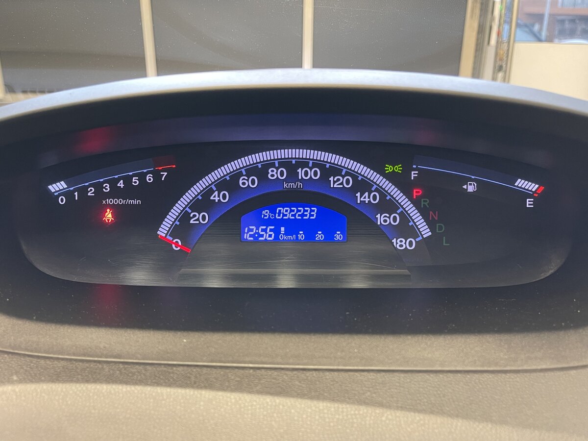 Honda Freed Spike, 2012