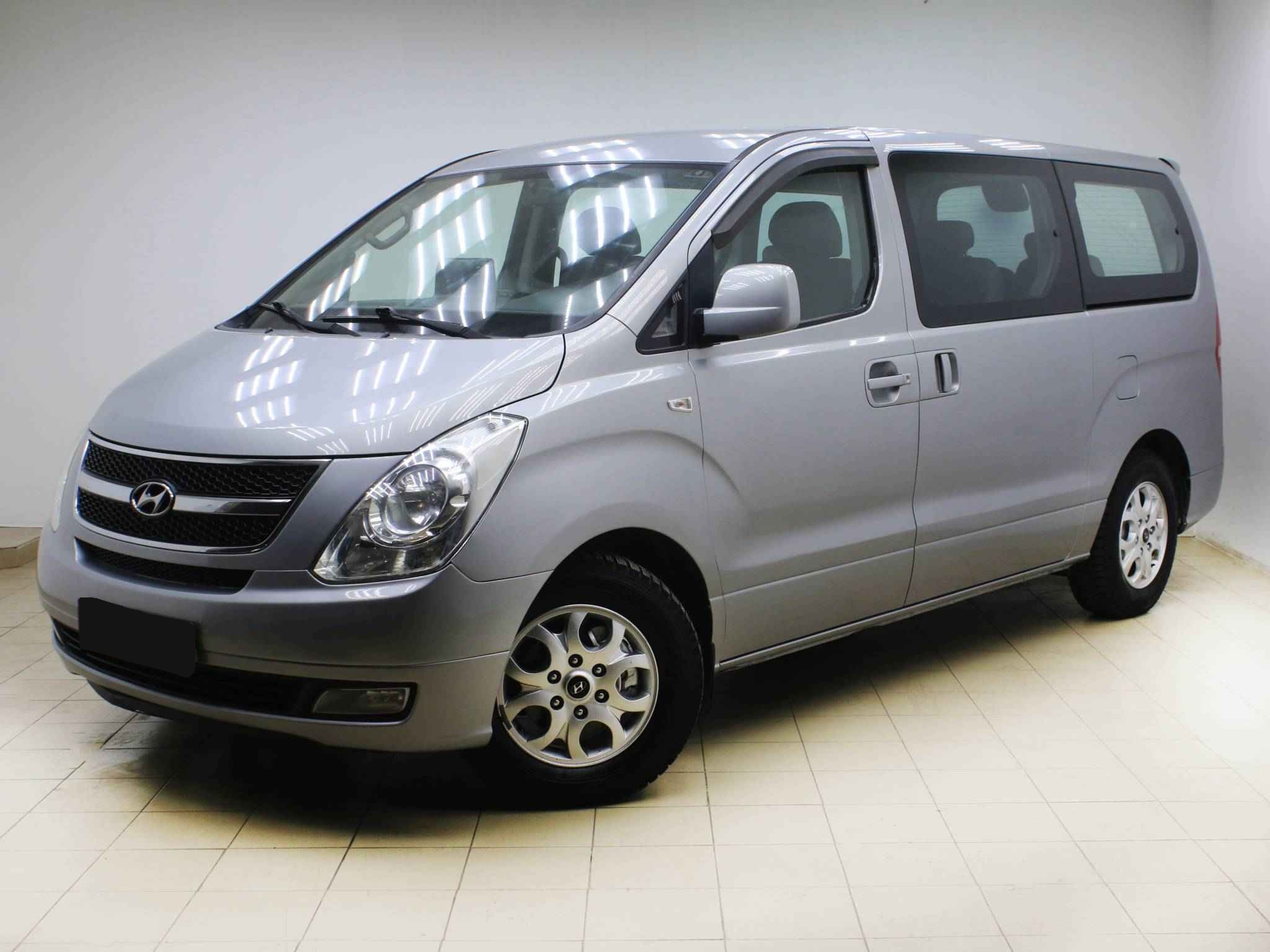 Hyundai Grand Starex