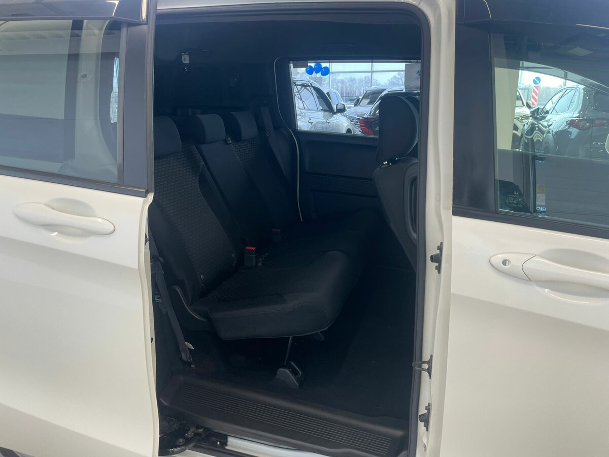 Honda Freed Spike, 2012