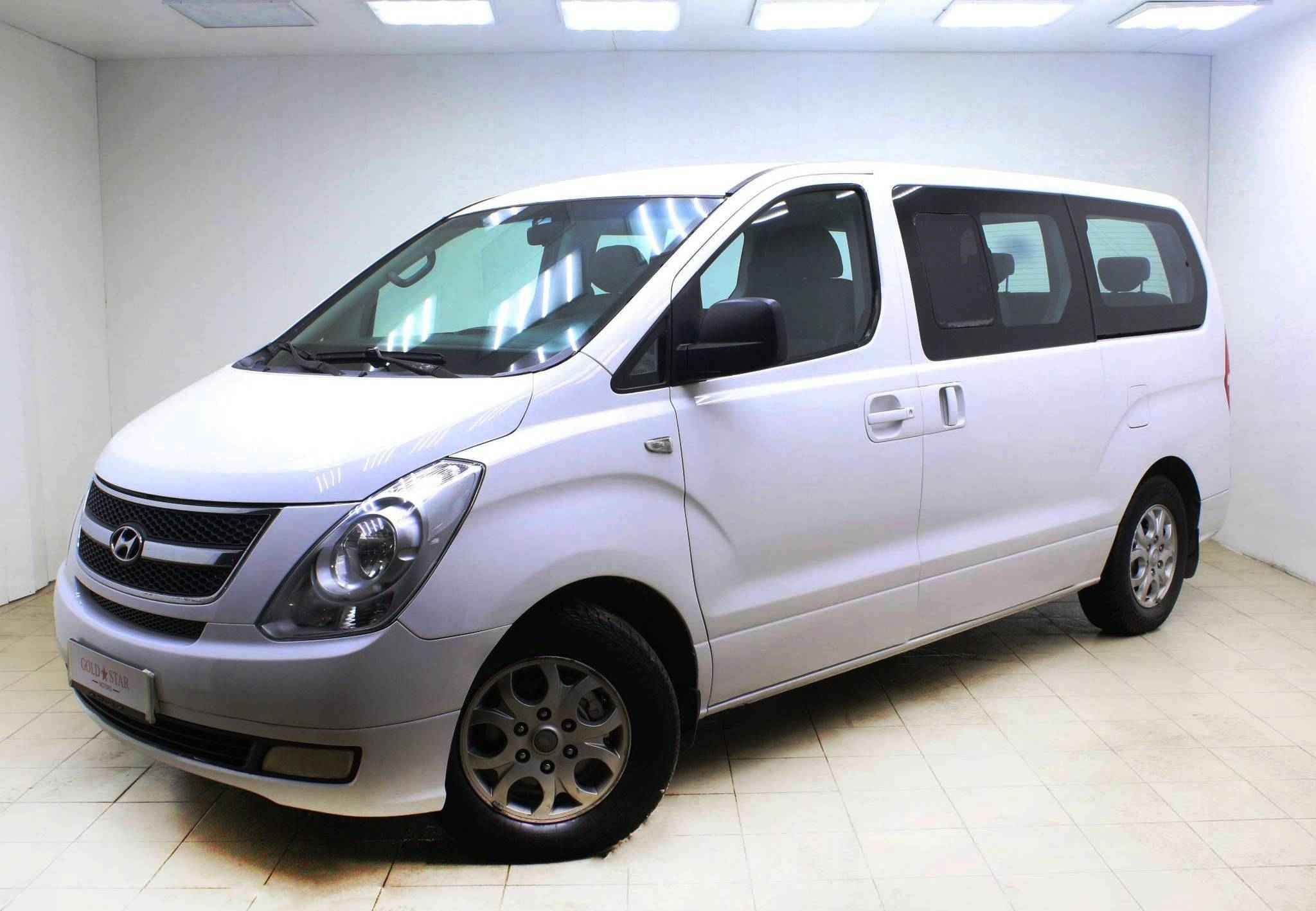 Hyundai Grand Starex