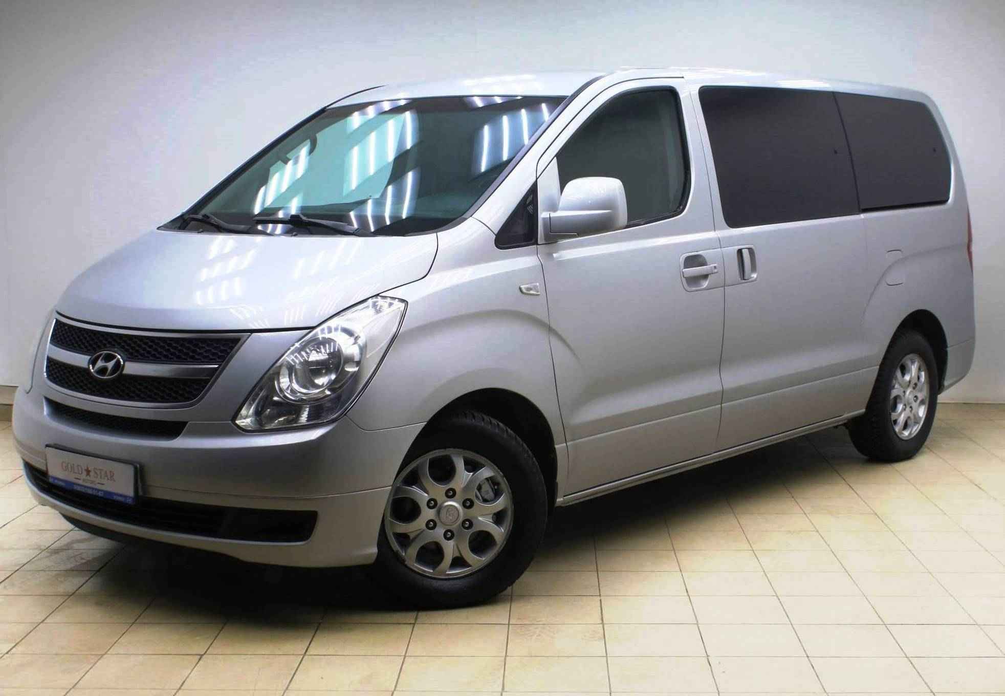 Hyundai Grand Starex