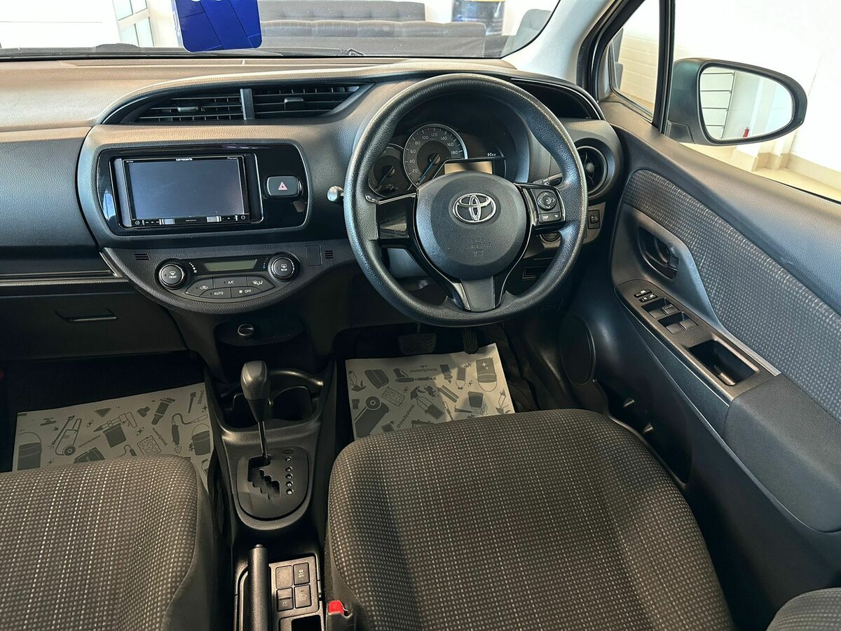 Toyota Vitz, 2017
