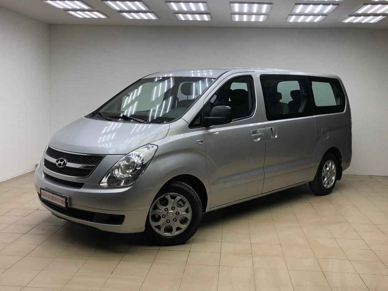 Hyundai Grand Starex