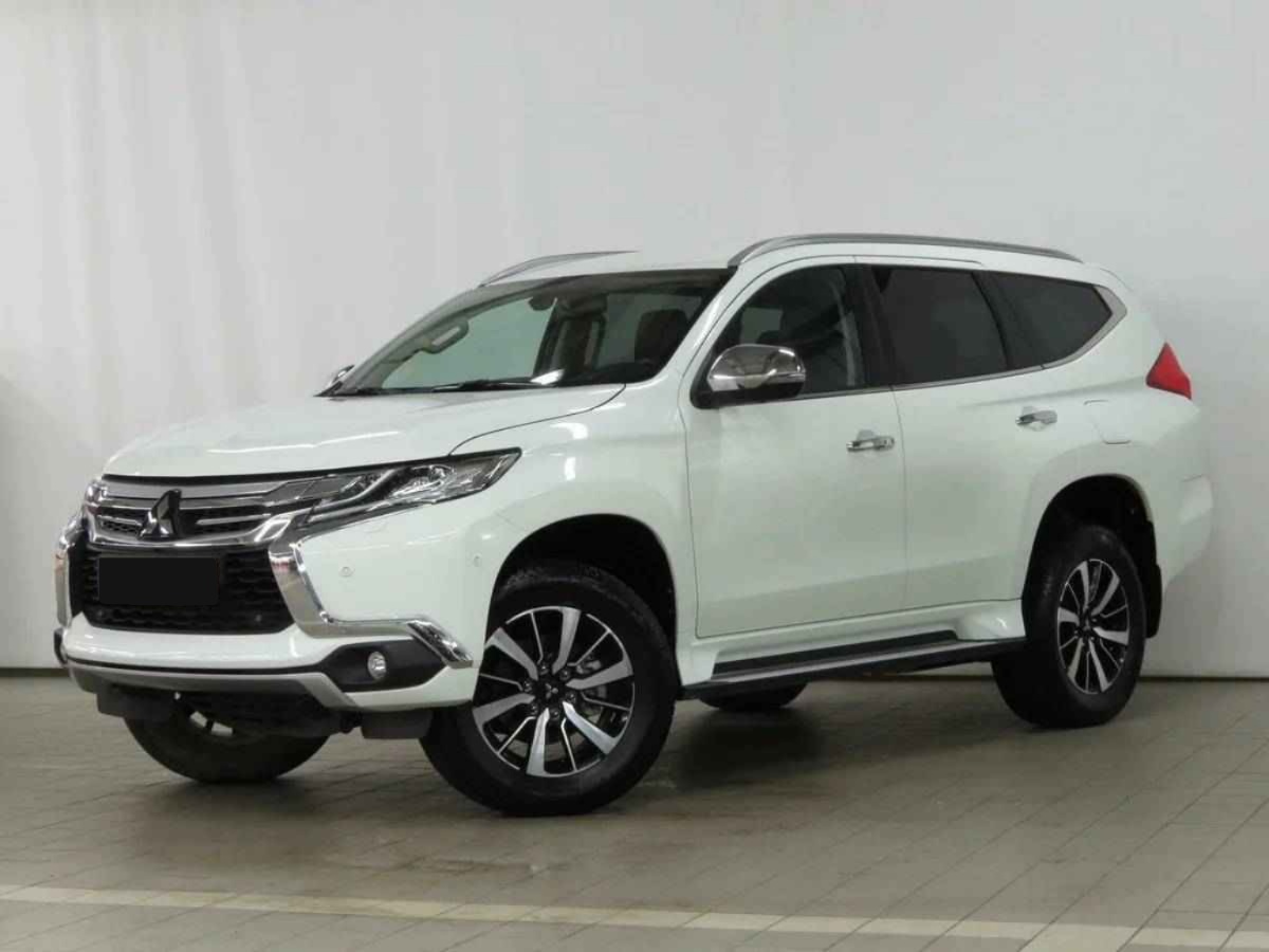 Mitsubishi Pajero Sport