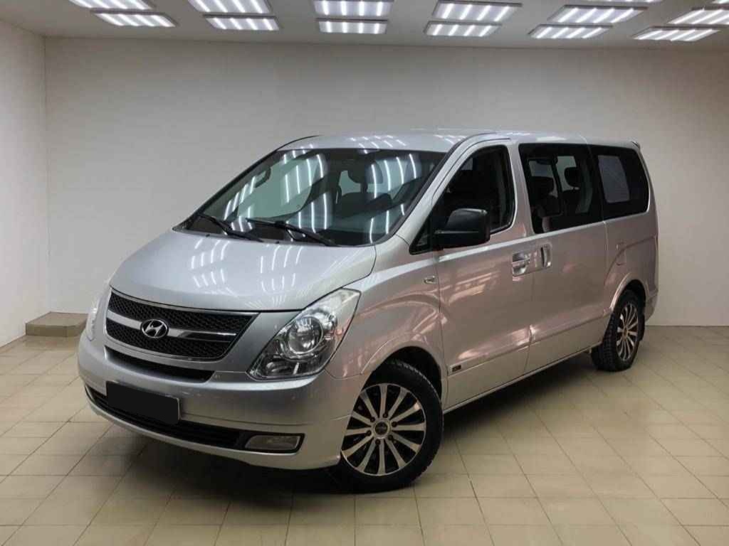 Hyundai Grand Starex