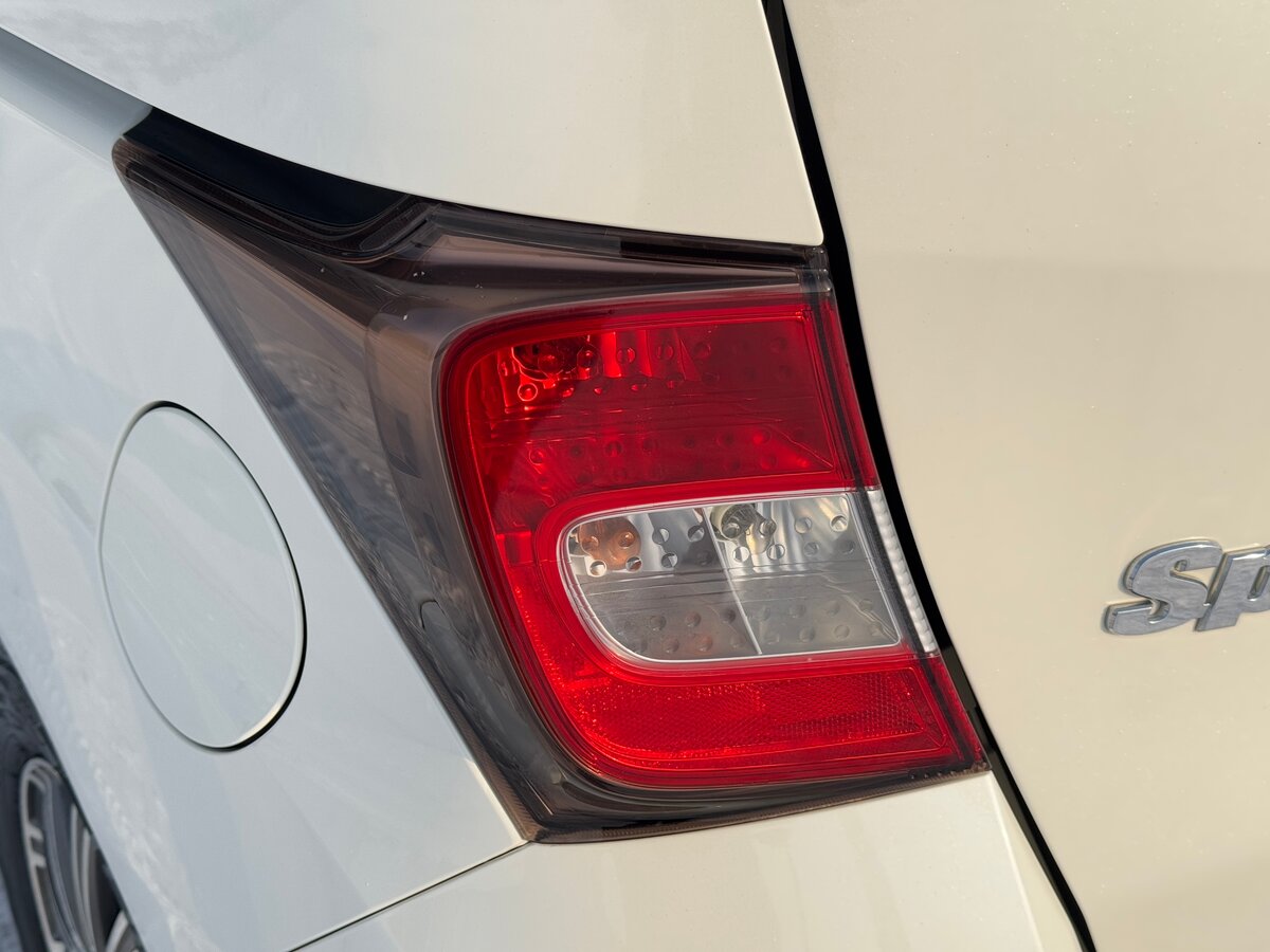 Honda Freed Spike, 2010