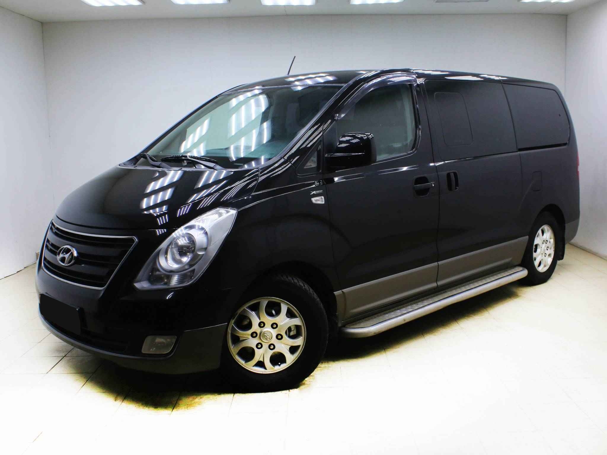 Hyundai H-1