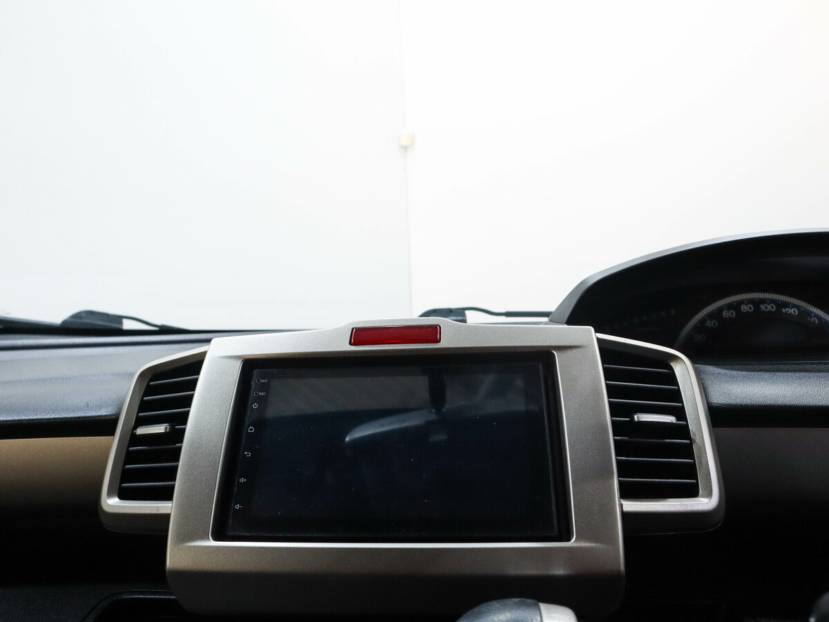 Honda Freed Spike, 2010