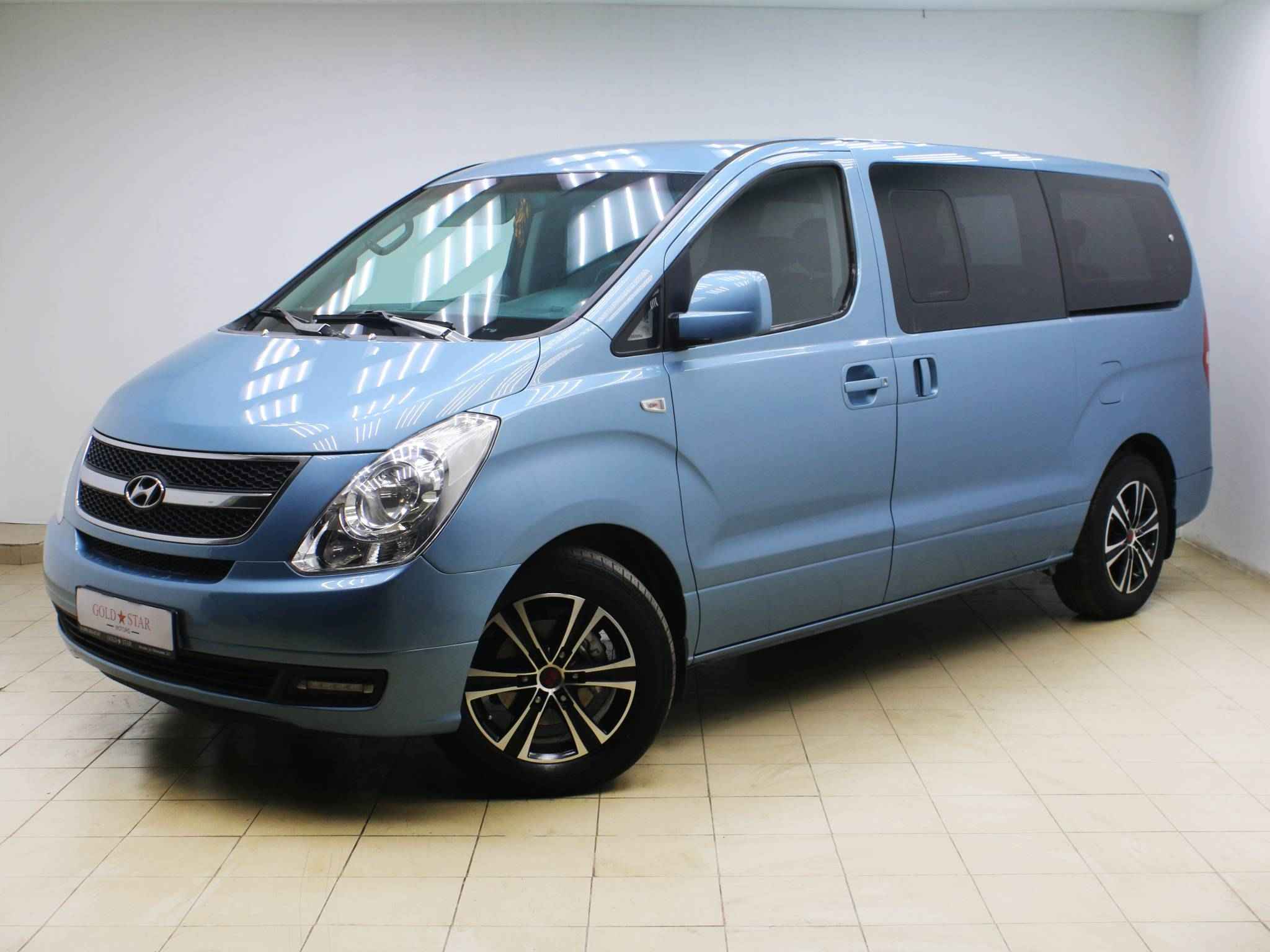 Hyundai Grand Starex