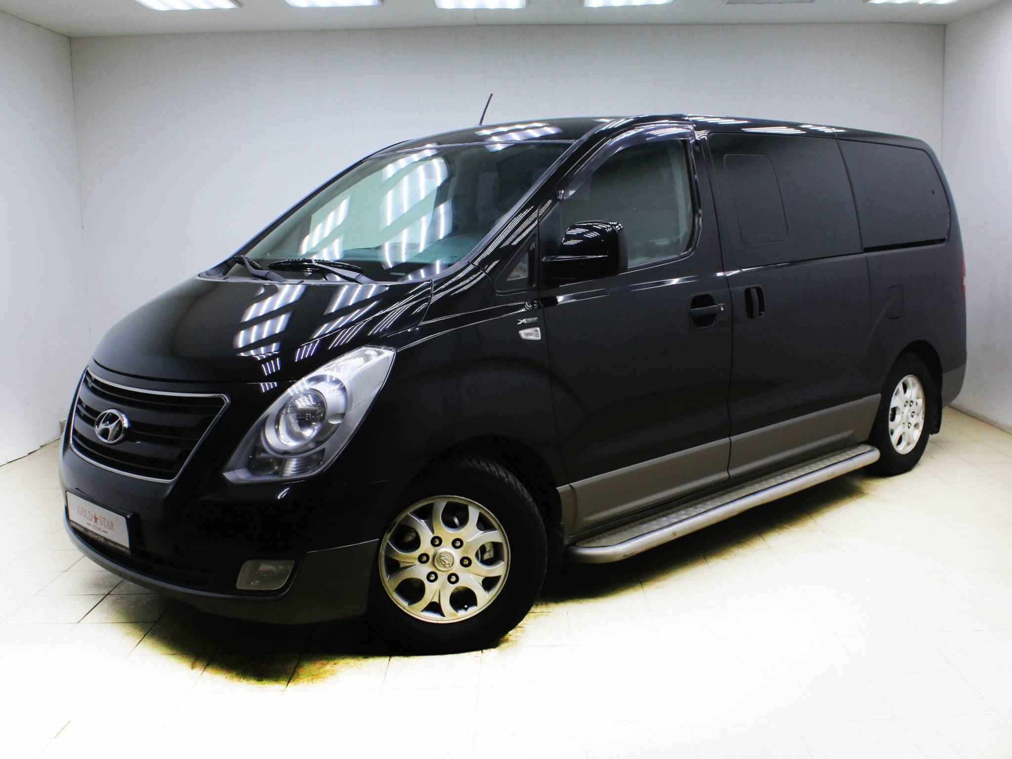 Hyundai H-1