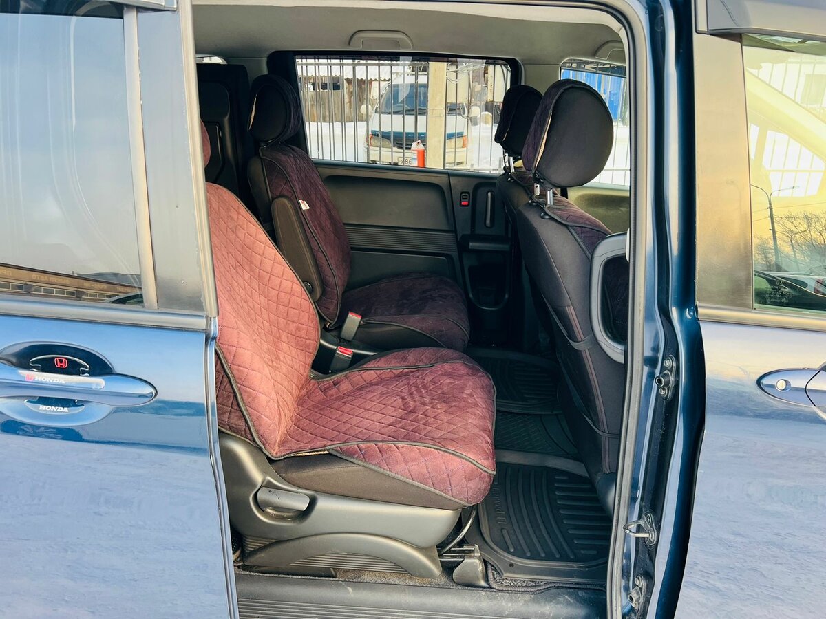 Honda Freed Spike, 2010