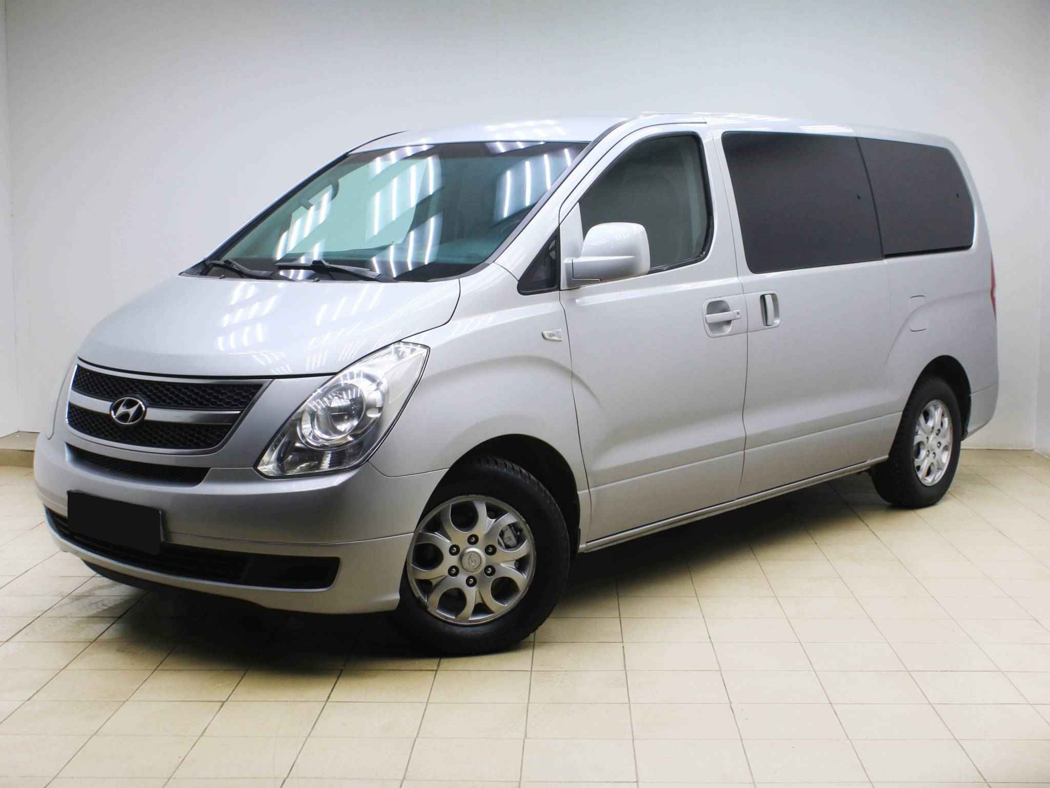 Hyundai Grand Starex