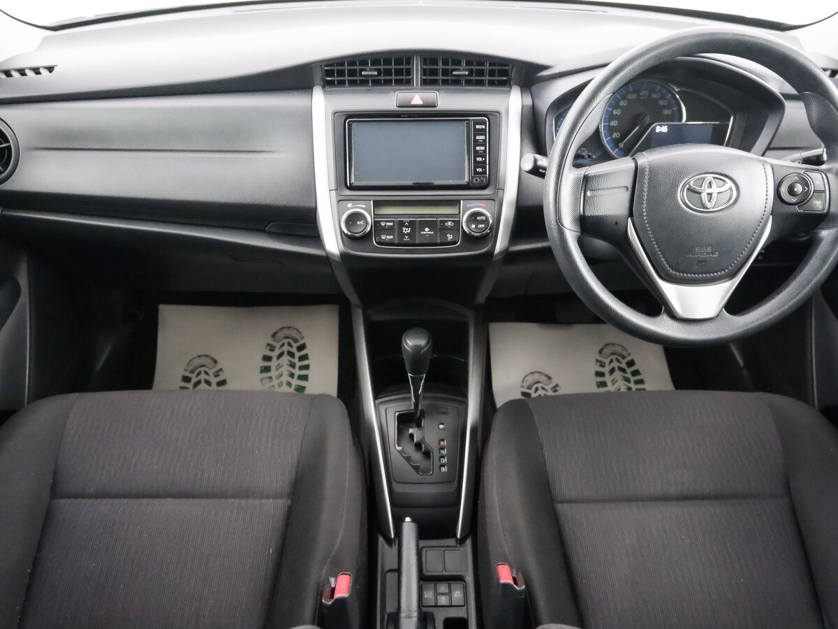 Toyota Corolla Fielder, 2017