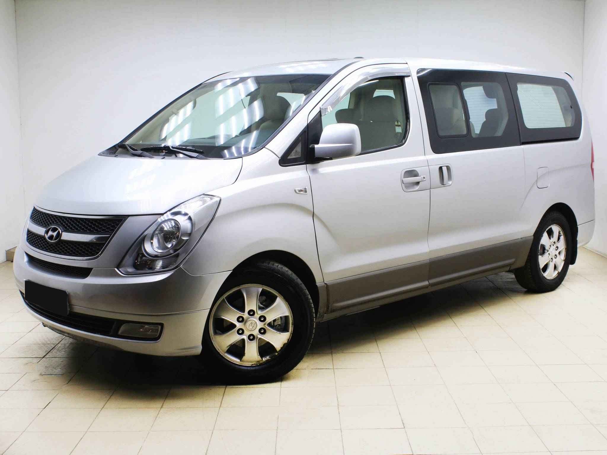 Hyundai Grand Starex