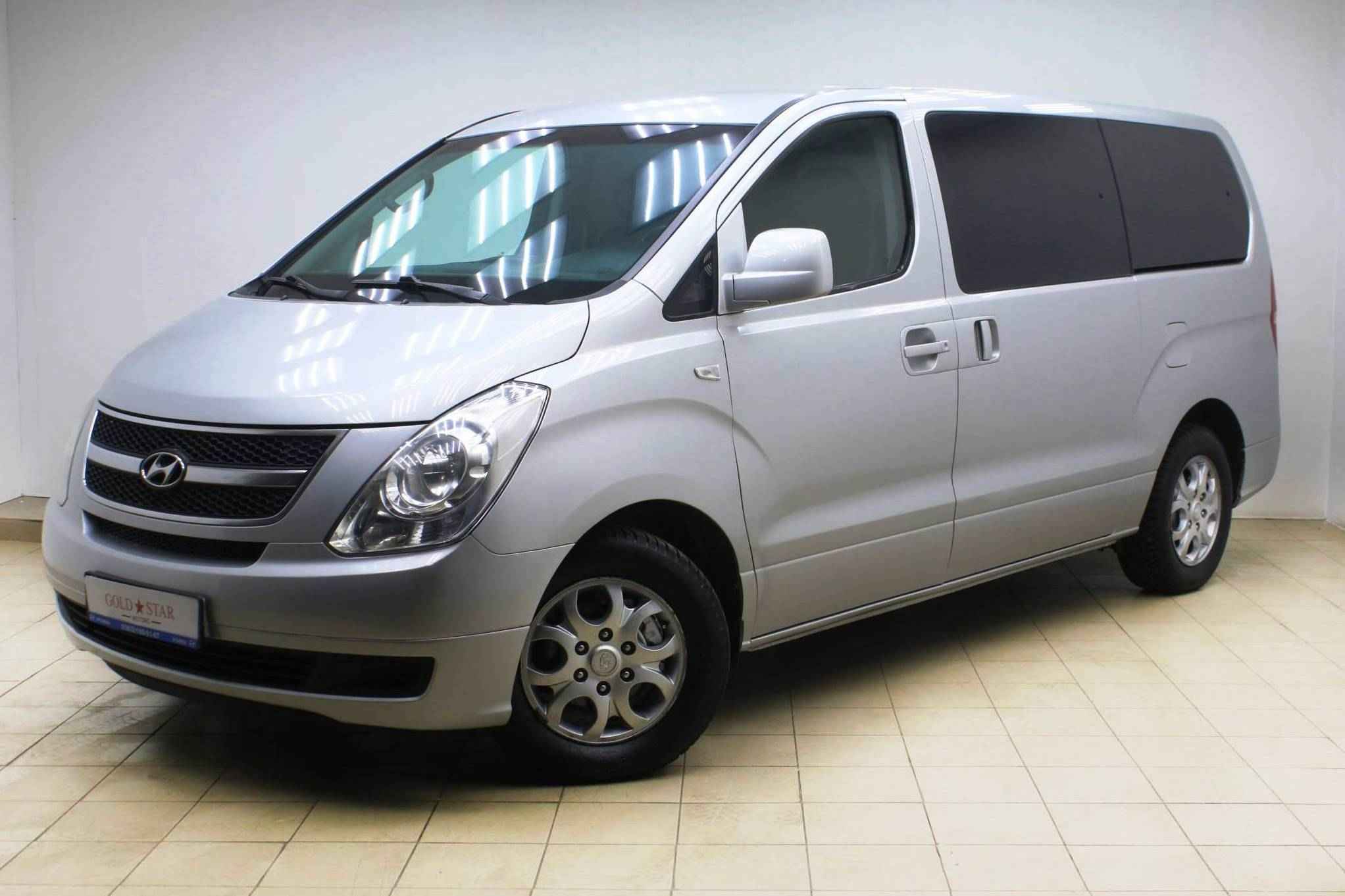 Hyundai Grand Starex