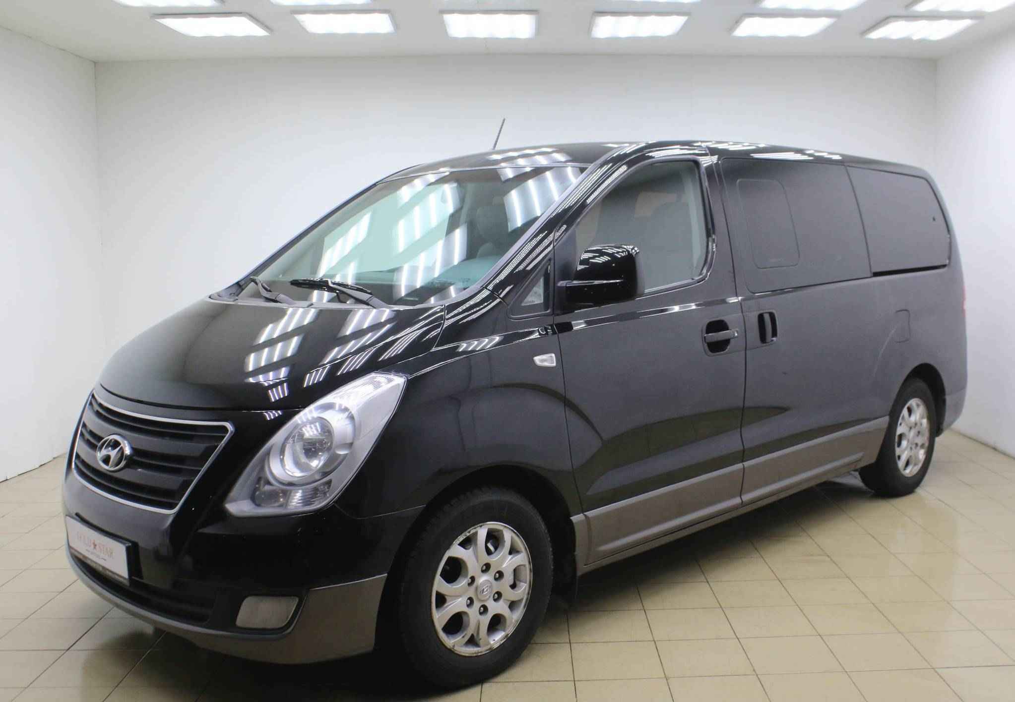 Hyundai H-1