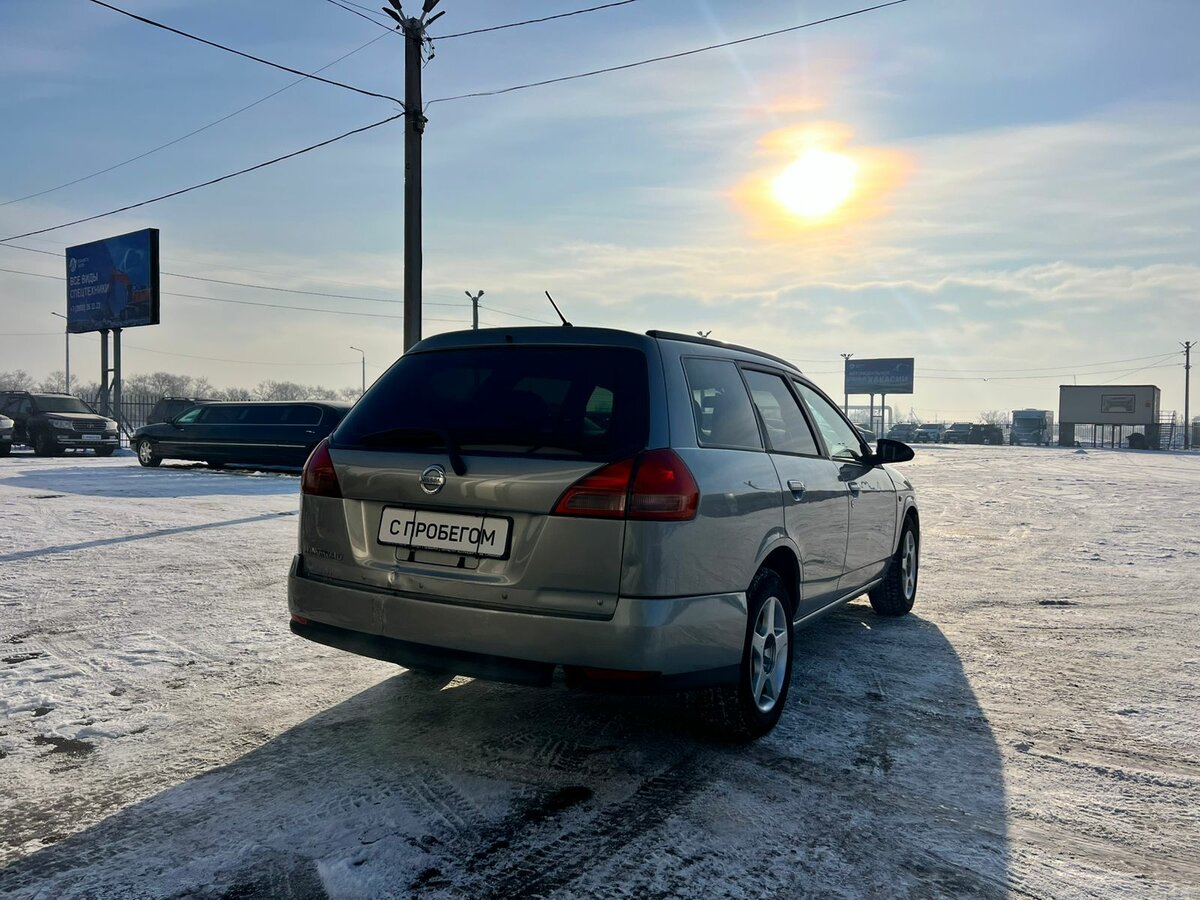 Nissan Wingroad, 2001