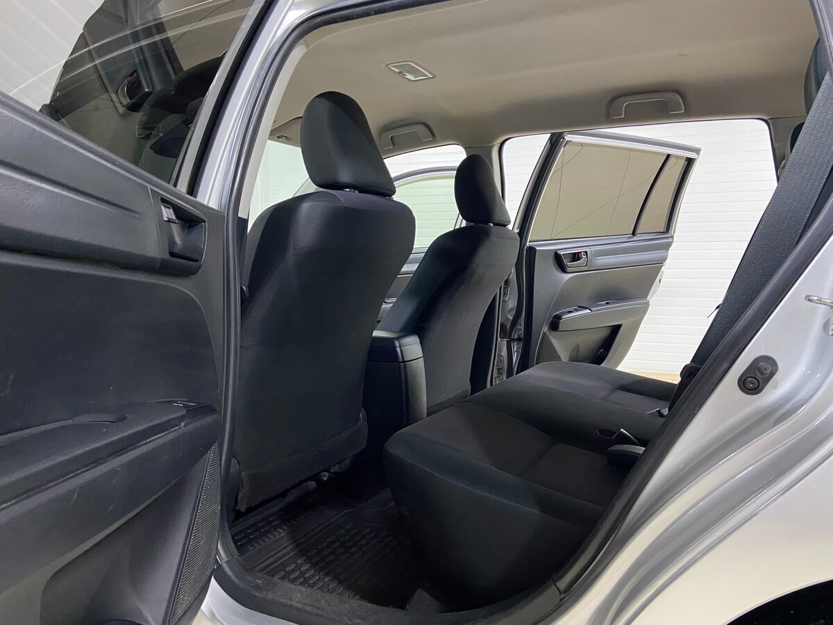 Toyota Corolla Fielder, 2018