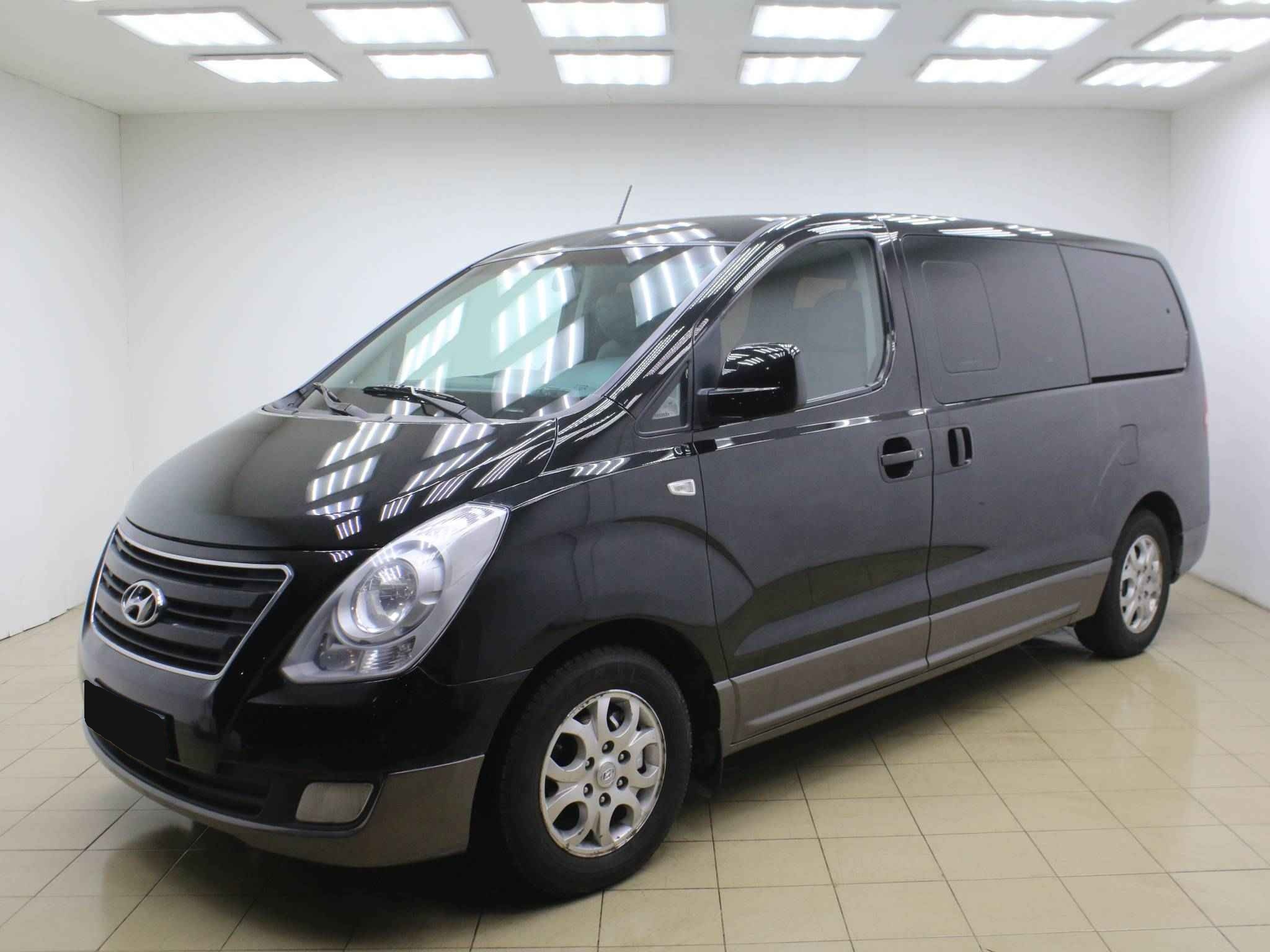 Hyundai H-1