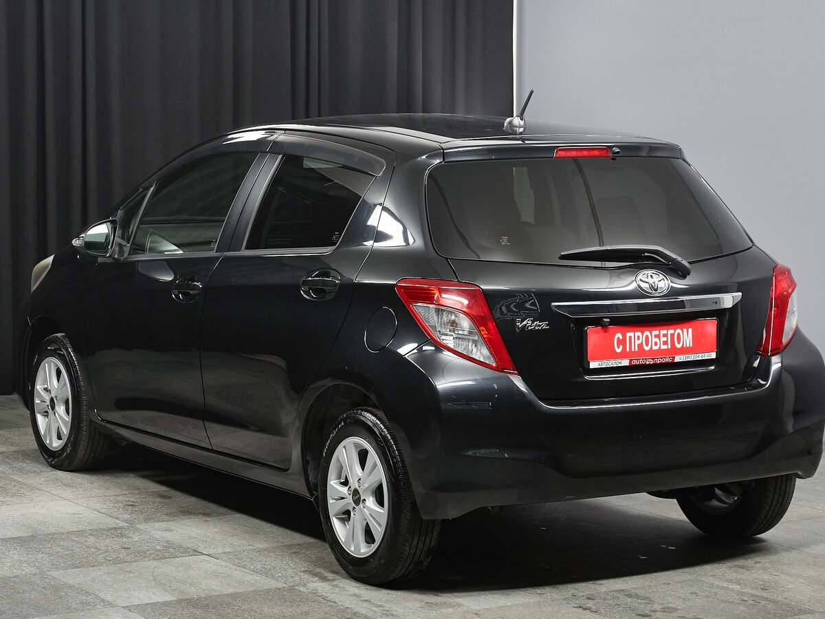 Toyota Vitz, 2013