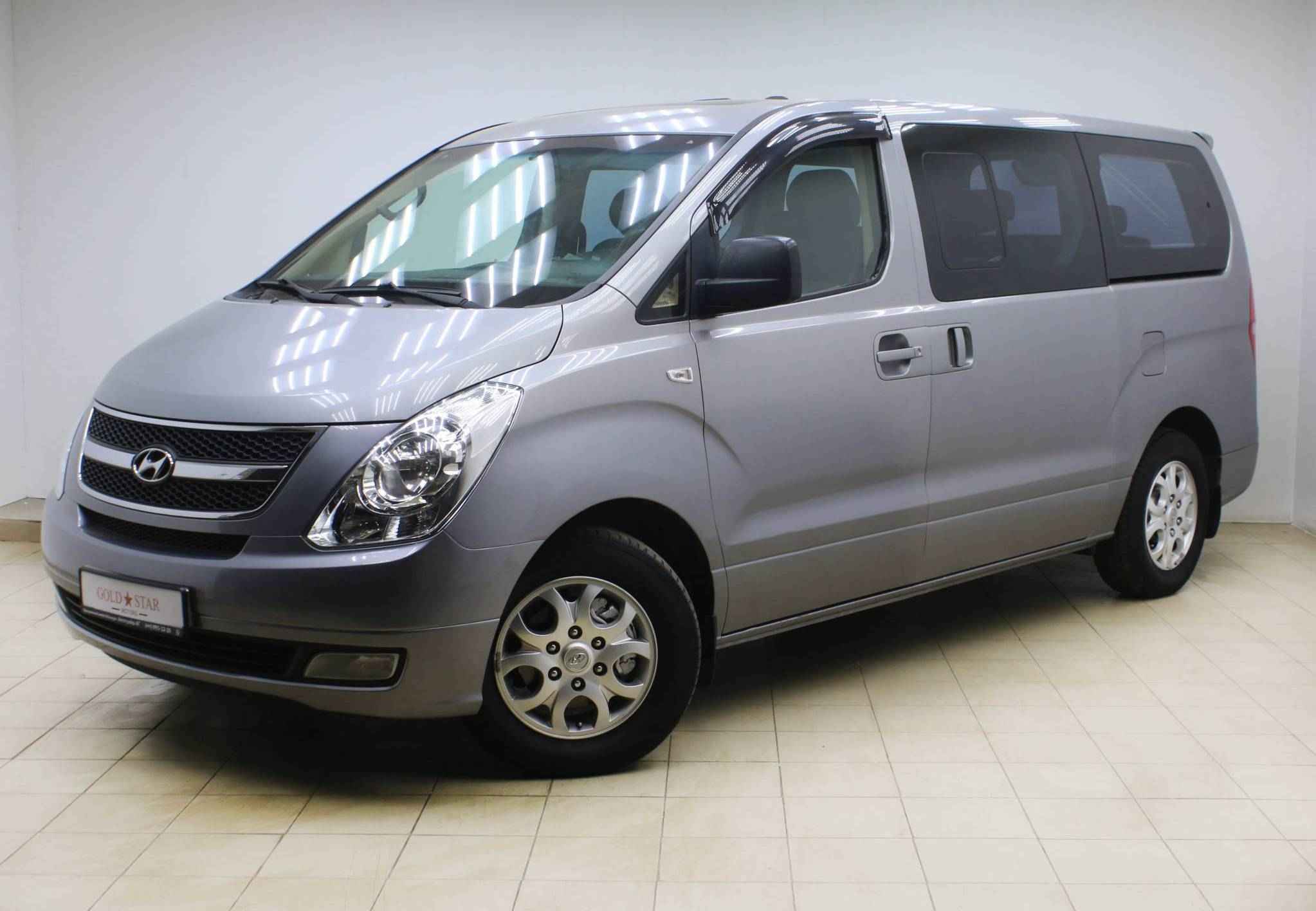 Hyundai Grand Starex