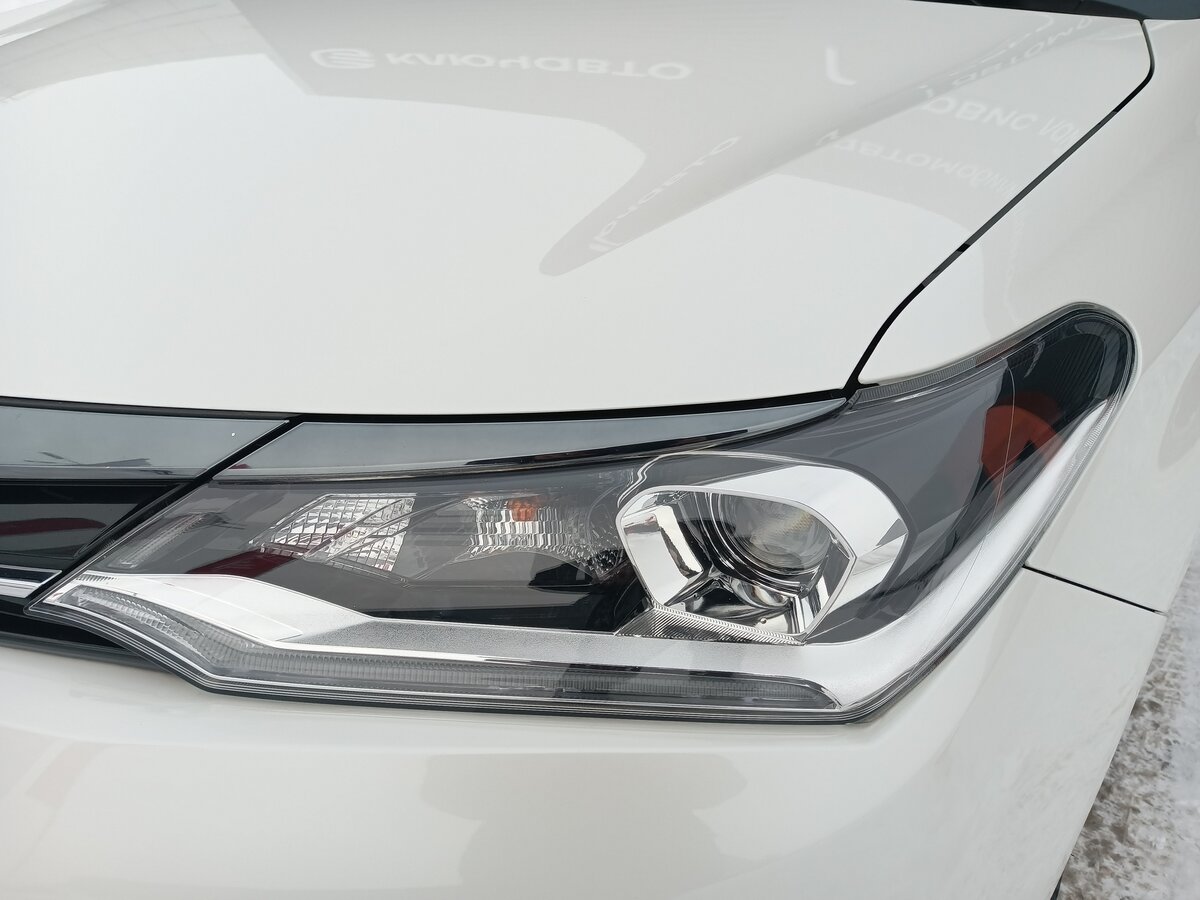 Toyota Corolla Fielder, 2018