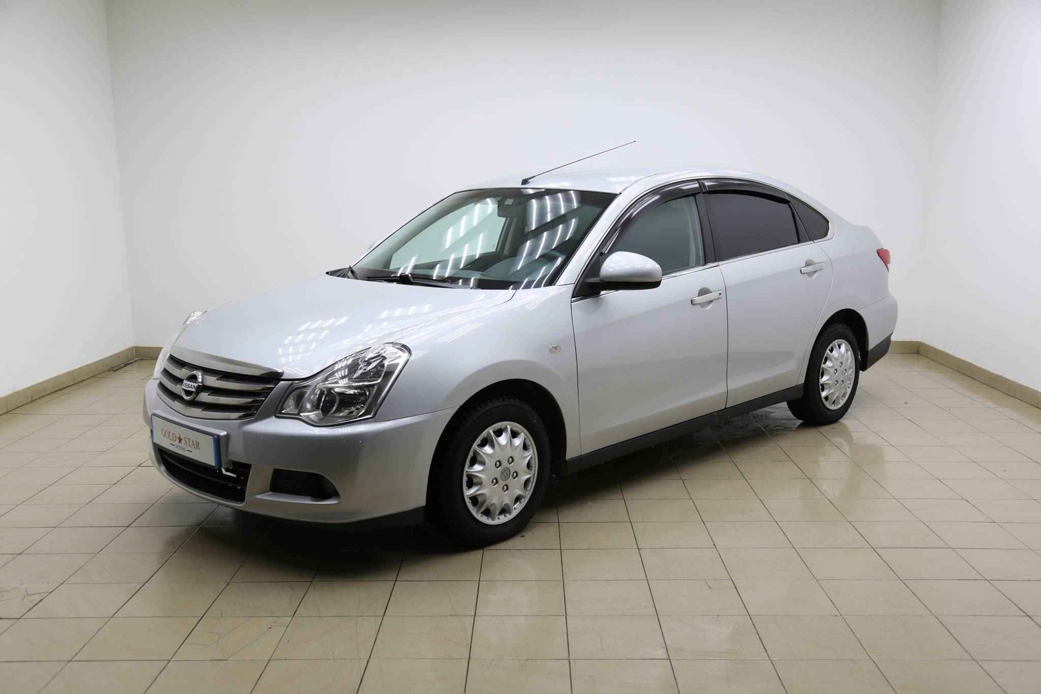 Nissan Almera