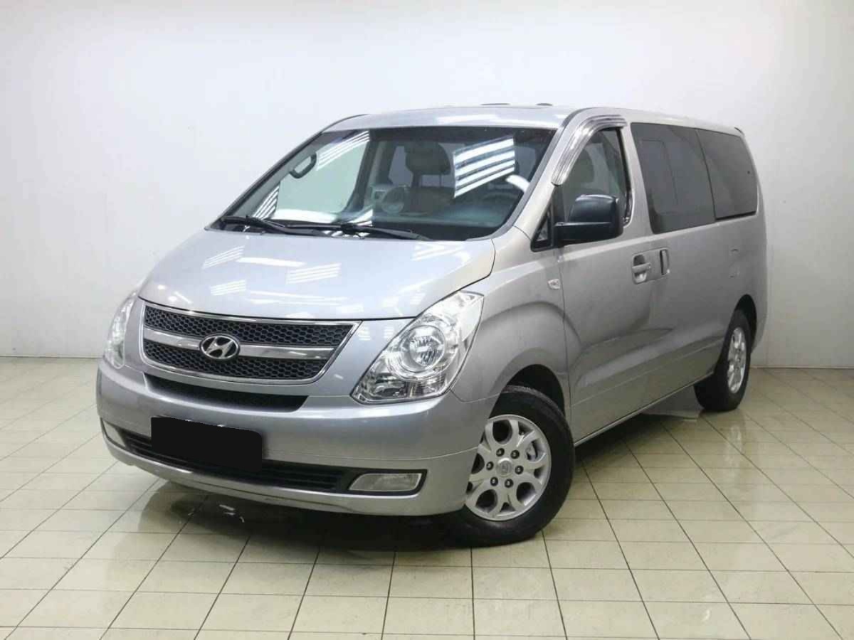 Hyundai Grand Starex