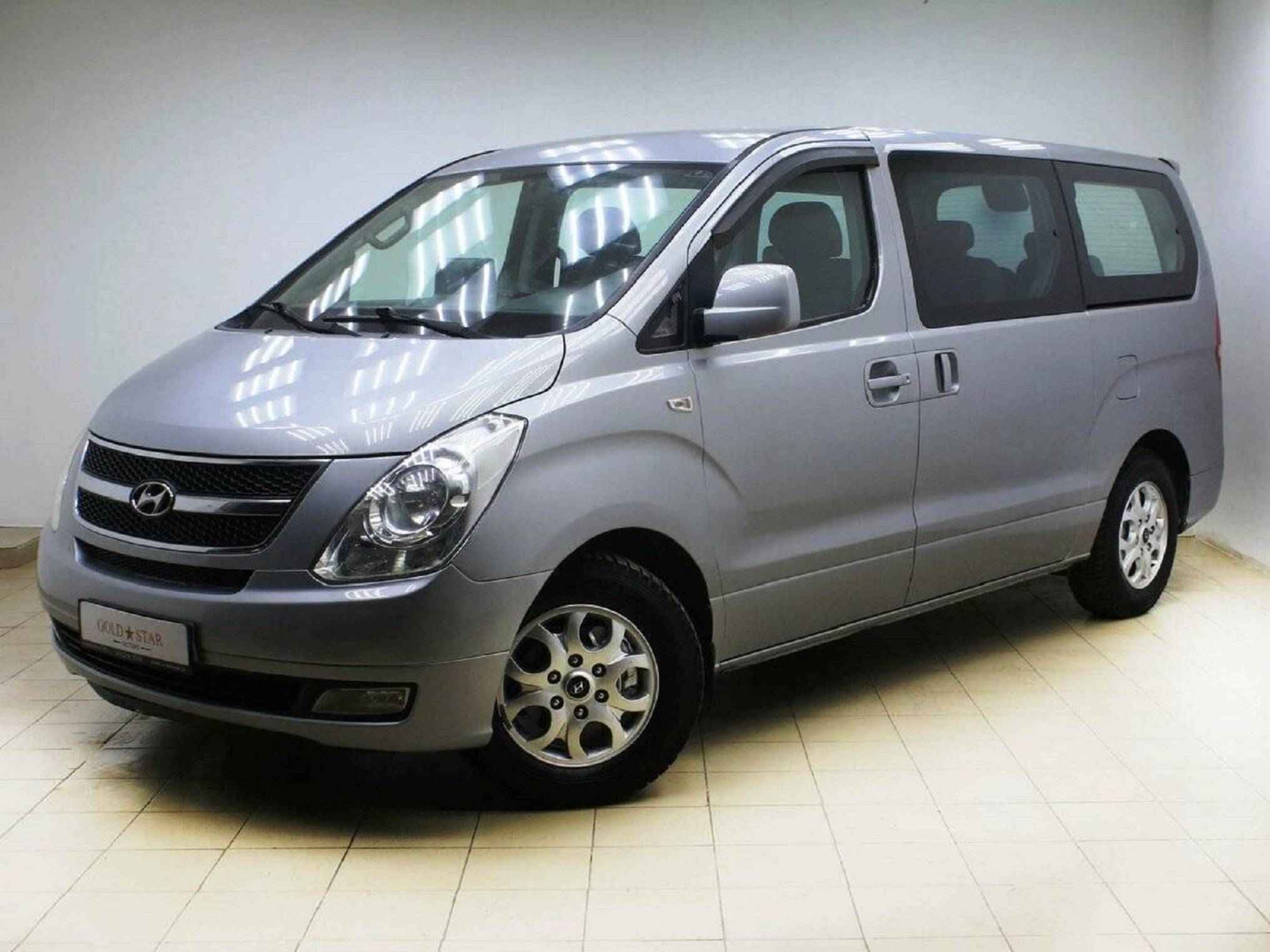 Hyundai Grand Starex