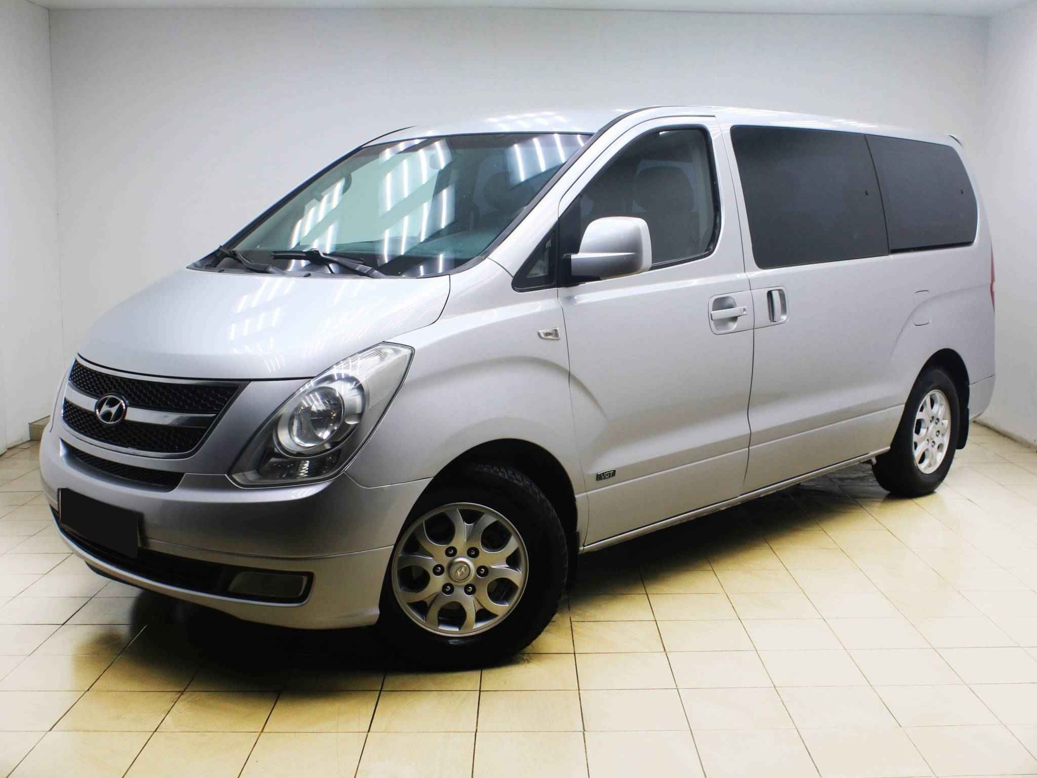 Hyundai Grand Starex