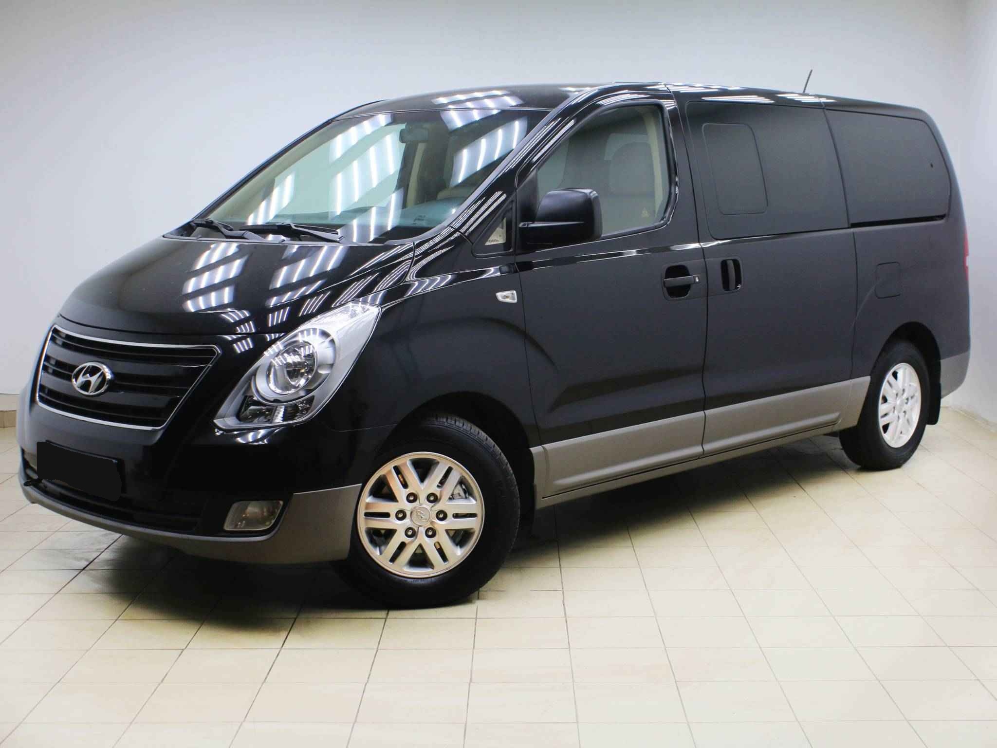 Hyundai H-1