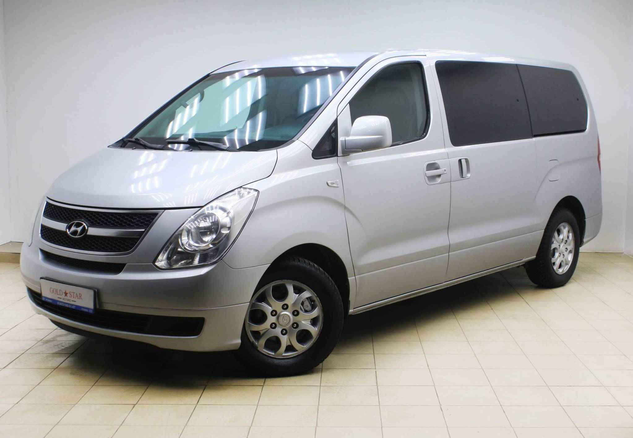 Hyundai Grand Starex