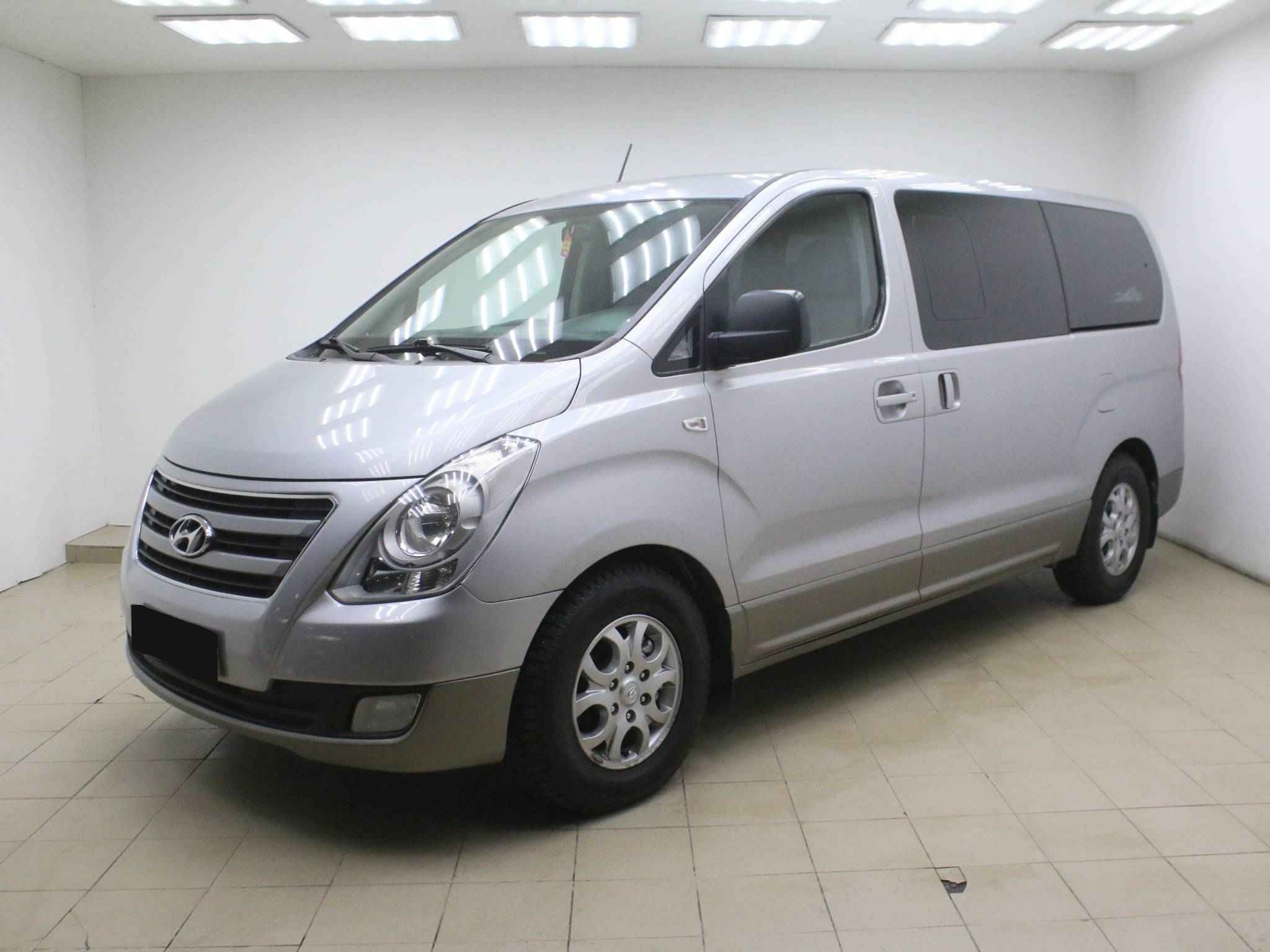 Hyundai H-1